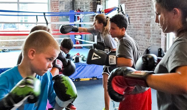 Trẻ em nên tập Boxing ở độ tuổi nào để phù hợp và an toàn nhất